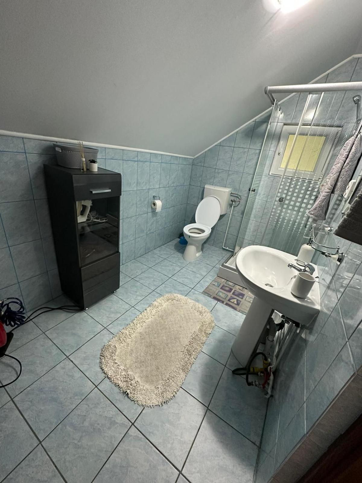 Cabana Dintre Brazi Muntele Baisorii Exterior photo